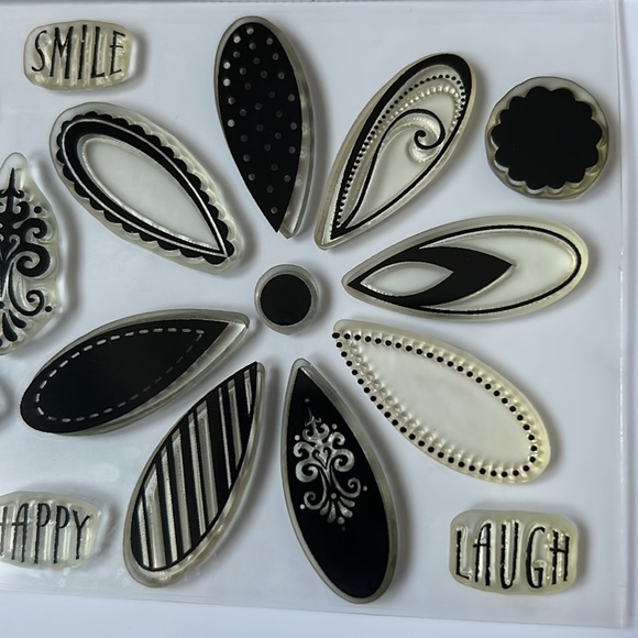 Playful Petals C1288 stamps - Picture 2 of 6